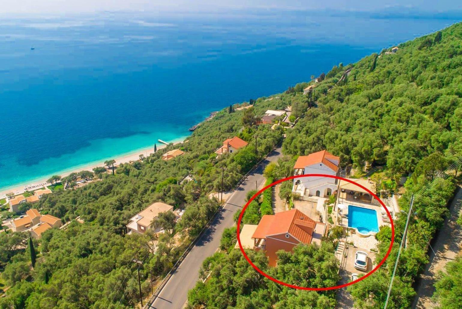 Villa Aris Gimari Exterior photo
